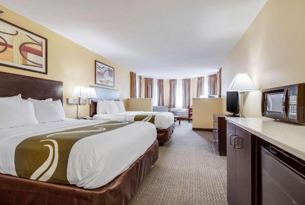 Quality Inn & Suites Arbor Zewnętrze zdjęcie