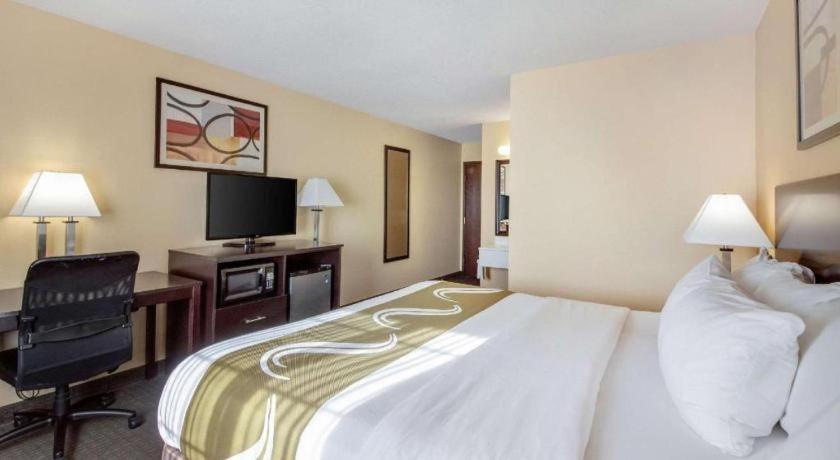 Quality Inn & Suites Arbor Zewnętrze zdjęcie